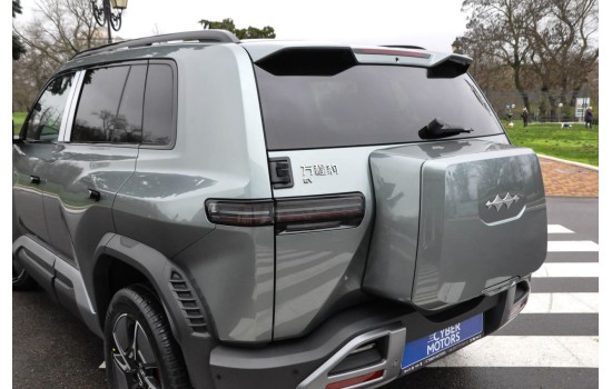 Leopard 3 Ultra 4 WD 2025